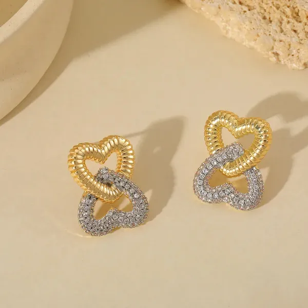 Gold_Interlocked_Heart_Stud_Earrings_For_Women